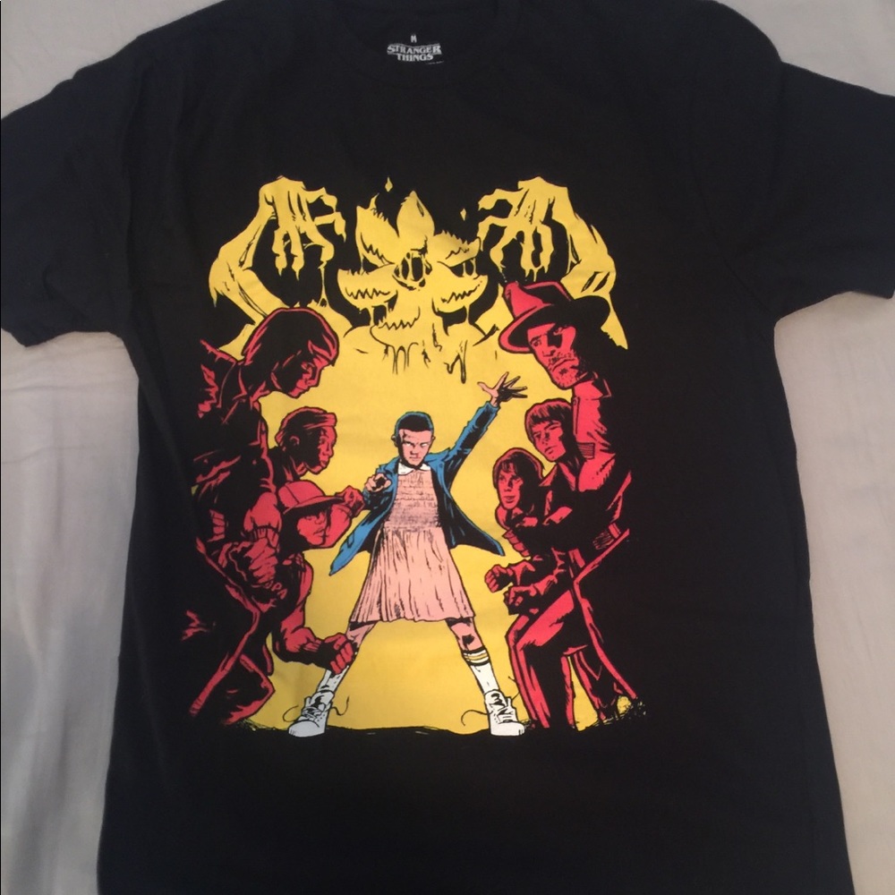 Stranger things TV shirt